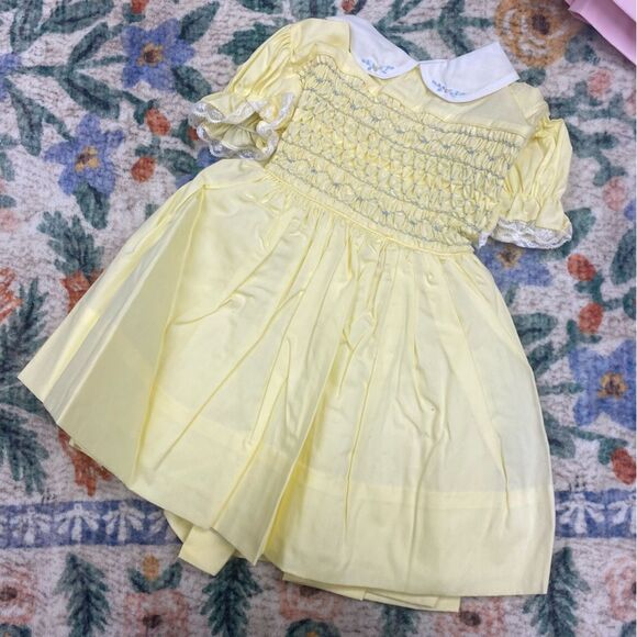 Vintage Polly Finders Butter Yellow Hand Smocked Dress size 3T embroidered - Picture 1 of 7